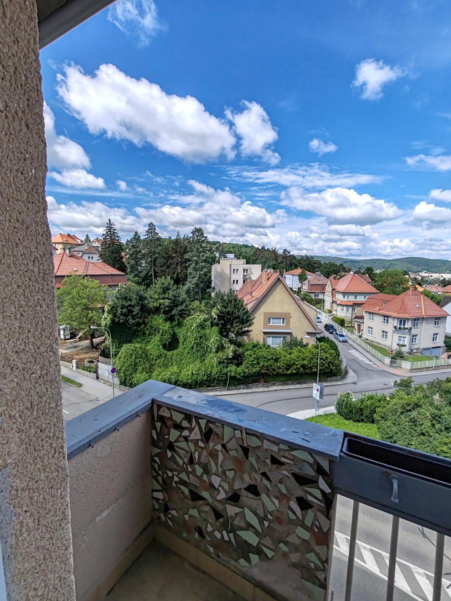 Apartman Brezinova Brno Exteriör bild